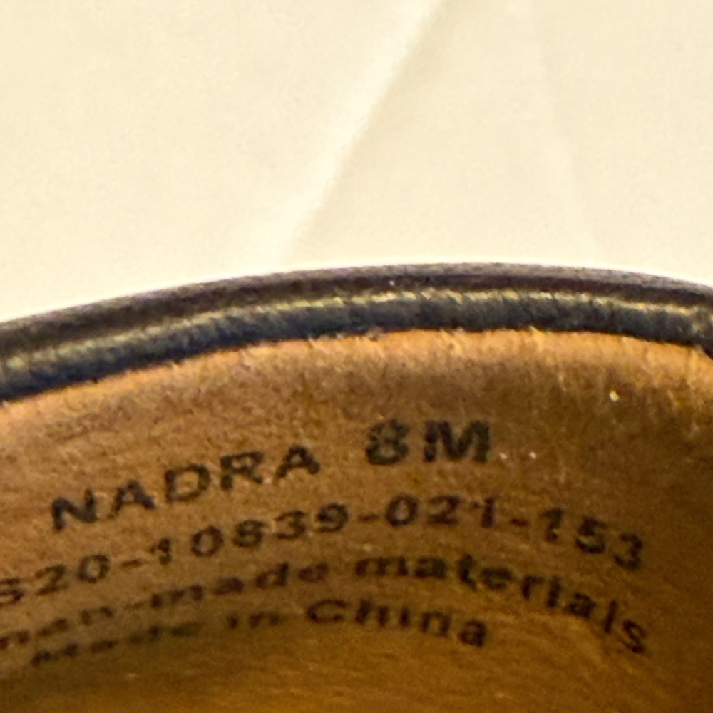 Beartrap "Nadra" slip ons size 8M - Picture 12 of 12